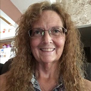 Meet your Posher, Cindi d.